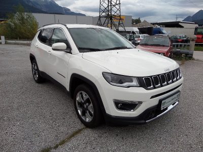 Jeep Compass 2,0 MultiJet AWD 9AT 140 Limited Aut. bei Autohaus Heinz in 